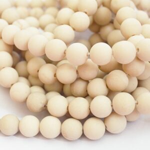 Fossiil 8-8,5mm looduslik, matistatud, ava 1mm, pakis 10 tk