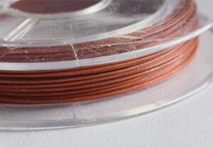 Helmetross 0,45mm terasest nailoniga kaetud, pruunikaspunane, rullis u 10m