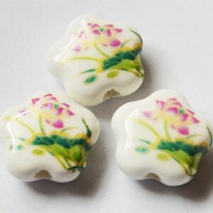 Portselanhelmes lillekujuline14x15mm, ava 1,8mm, roheline/roosa, pakis 2 tk