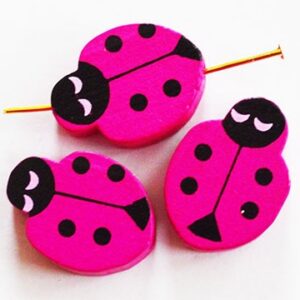 Puuhelmes  Lepatriinu 19x15mm tumeroosa, ava 2mm, pakis 1 tk