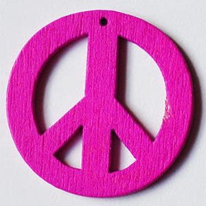 Puidust ripatsid  25mm, roosakaslilla, pakis 2 tk