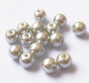 Klaaspärl 8mm helehall, ava 1mm, pakis 15 tk