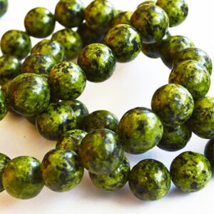 Labradoriit 10mm looduslik kivi, värvitud roheline, ava 1mm, pakis 10 tk