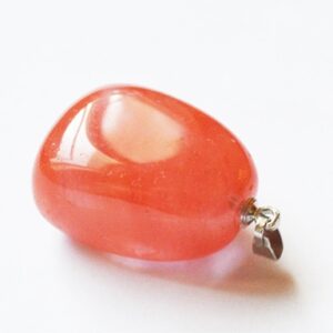 Cherry Kvarts ripats 32x18x14mm sünteetiline kivi, messingist haagiga, pakis 1 tk