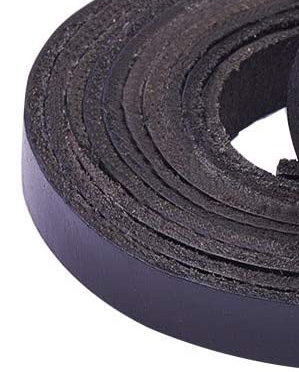 Nahast riba 10x2mm naturaalne loomanahk, värvitud pisut boorne must,  rullis 1.95-2m , pakis 1 rull