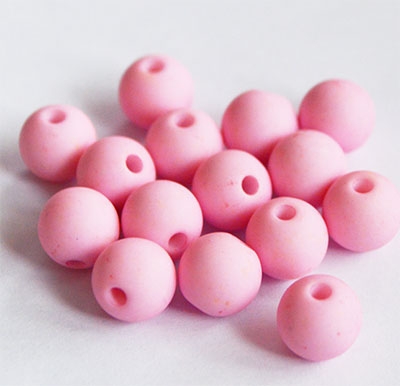 Akryylihelmi 8mm mattapintainen vaaleanpunainen, reikä 1mm, 15 kpl pakkauksessa