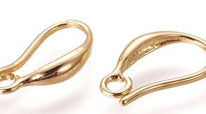 Kõrvarõngahaagid 15x8mm messingist kuldset värvi, pakis 1 paar