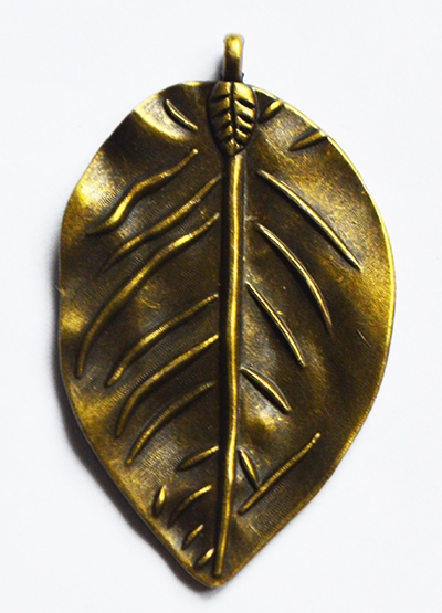 Antiikkipronssi metalliriipus Lehti 52x32mm, 1 kpl pakkauksessa 