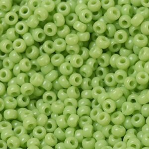 Miyuki seemnehelmed 11/0  Opaque Chartreuse, 416, 2x1,3mm, pakis 5 gr.