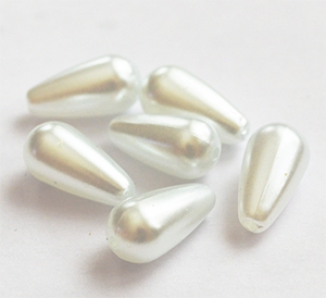 Akrüülpärl 15x7mm tilgakujuline valge, ava 1mm, pakis 6 tk