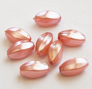 Akrüülpärl  8-12x5-6mm, hele oranžikasroosa, ava 0.8mm, 10 tk