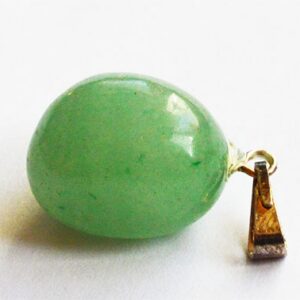 Aventuriiniriipus 28x13mm luonnonkivi teräskoukulla, 1 kpl per pakkaus