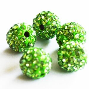 Shamballa-helmi strasseilla 10mm, vihreä, reikä 1,5mm, pakkaus 2 kpl