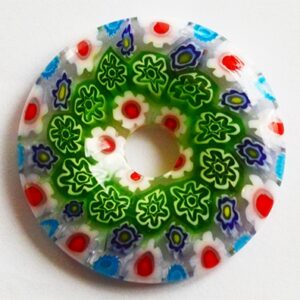 Millefiori klaasist ripats 30x4-5mm, ava 6mm, pakis 1 tk