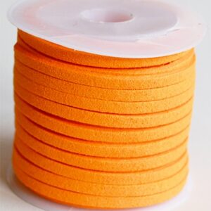 Kunstseemisnahast pael 3x1,5mm oranž, pakis 1 rull u 5 meetrit.