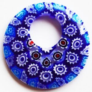 Millefiori klaasist ripats 35x4,5mm, ava 13mm, pakis 1 tk