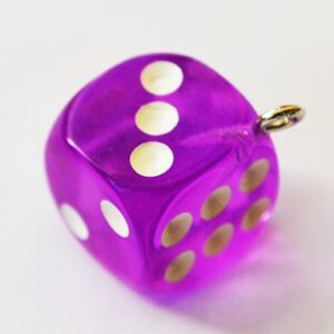Hartsi riipus Dice 23x19x19mm, reikä 2mm läpinäkyvä lila, pakkaus 1 kpl.