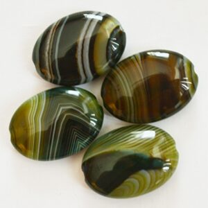 Akaatti  25x18mm, vihreä, värjätty, 4 kpl