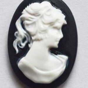 Kunstvaigust kamee 25x18mm must-valge, 1 tk