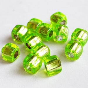 Akrüülhelmes 7,5x8mm hõbedane sisu, läbipaistev heleroheline, 12 tk