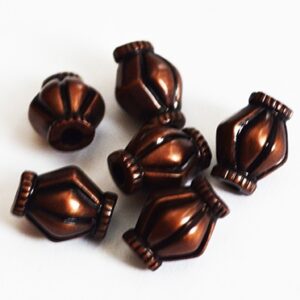 Akryylihelmi 12x10mm, tumma punaruskea väri, reikä 2mm, 6 kpl