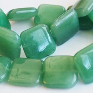 Aventuriin 20x20mm looduslik, roheline, ava 1mm, 1 tk