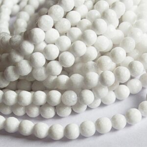 Jadeiit 6mm ümar,looduslik, lihvitud, värvitud valge, ava 1mm,  10 tk