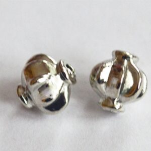 Hõbedane metallhelmes 8x8mm, ava 2mm, 10 tk