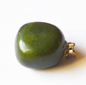 Jadeiit ripats  25x17mm, 1 tk