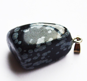 Lumehelbe Obsidian ripats 26x14mm, 1 tk