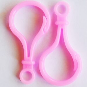 Plastist karabiinhaak 51x25x5.5mm, ava 6mm, roosa, 1 tk