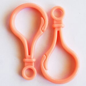 Plastist karabiinhaak 51x25x5.5mm, ava 6mm, beežikasroosa, 1 tk