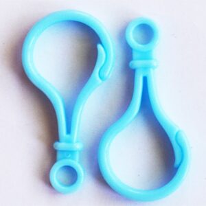 Plastist karabiinhaak 51x25x5.5mm, ava 6mm, helesinine, 1 tk
