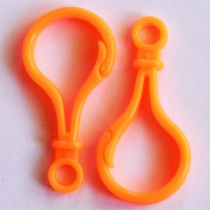 Plastist karabiinhaak 51x25x5.5mm, ava 6mm,  oranž, 1 tk