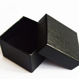 Kinkekarp 50x50x20mm must - 1 tk.  Ei saa saata maksikirjadega.