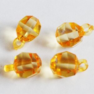 Akrüülist ripats 13x8mm lihvitud oranž, ava 1mm, pakis 4 tk