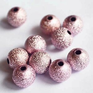 Akrüülhelmes 10mm, struktuurne, hele lillakasroosa, ava 1,8mm,  pakis 10 tk