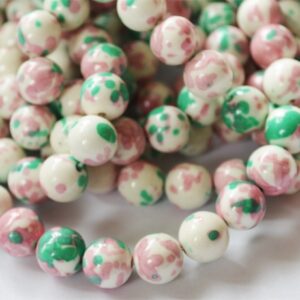 Jade  10mm värjätty vaaleanpunainen-valkoinen-vihreä, 1 kpl