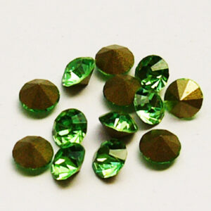 Klaaskristall 5,6mm koonus, roheline,  1 tk