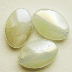 Ovaalne klaashelmes 19x13x6mm valge, AB läige, pakis 5 tk