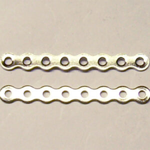 Hõbedane metallhelmes-eraldaja 8-realine 28x3mm, 1 tk