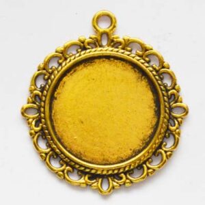 Ant. kuldne kameeraam 35x32mm, 20mm kameele,  1 tk