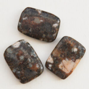 Naturaalne kivi Osmanthus 18x13mm, 1 tk