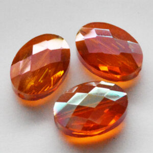 Lihvitud ovaalne kristallhelmes 18x13mm punakasoranž vikerkaar, 1 tk
