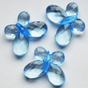 Lihvitud akrüülhelmes Liblikas 17x13mm helesinine, 1 tk