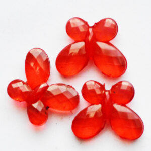 Lihvitud akrüülhelmes Liblikas 17x13mm punane, 1 tk