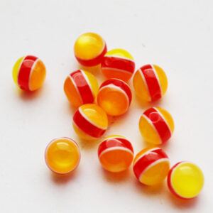 Kunstvaigust ümar helmes 8mm kumav oranži-punase-kollasetriibuline, 1 tk